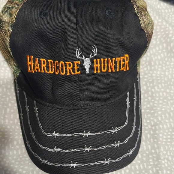 Hardcore Hunter Black and Camo Cap - Picture 2 of 9